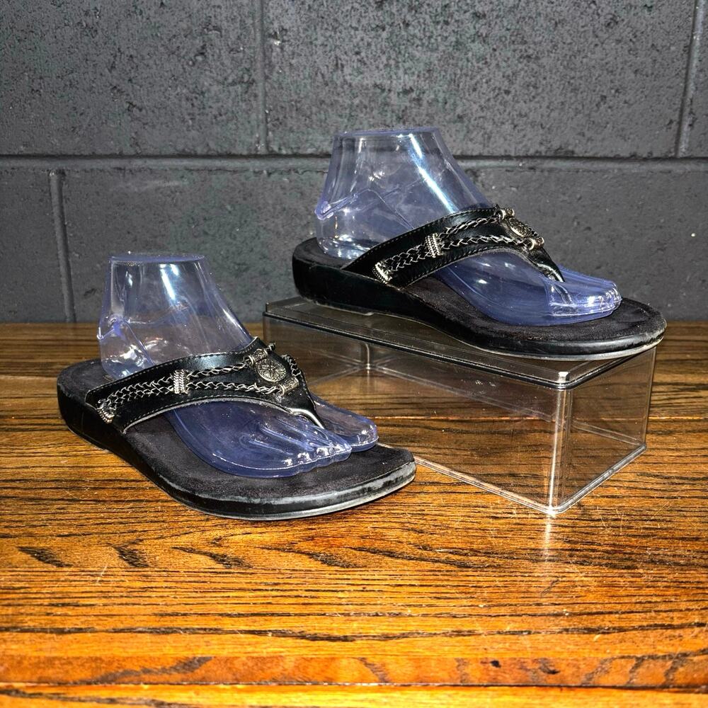 Minnetonka Black Leather Thong Sandals Women’s Size 9 Western Boho Concho